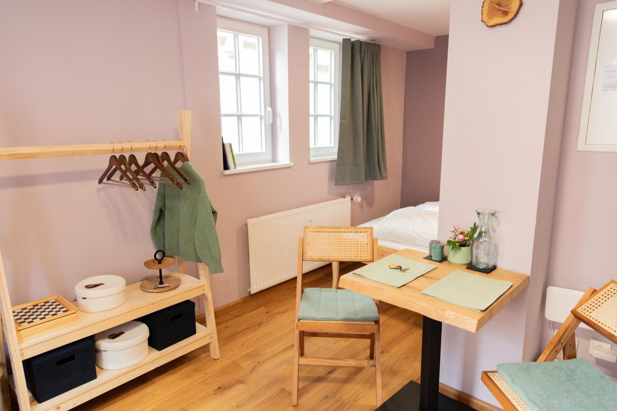 Altstadt Apartment Am Dom Wetzlar, 1 Zi, Kueche, Bad Mit Parkplatz Am Grundstueck Eksteriør billede