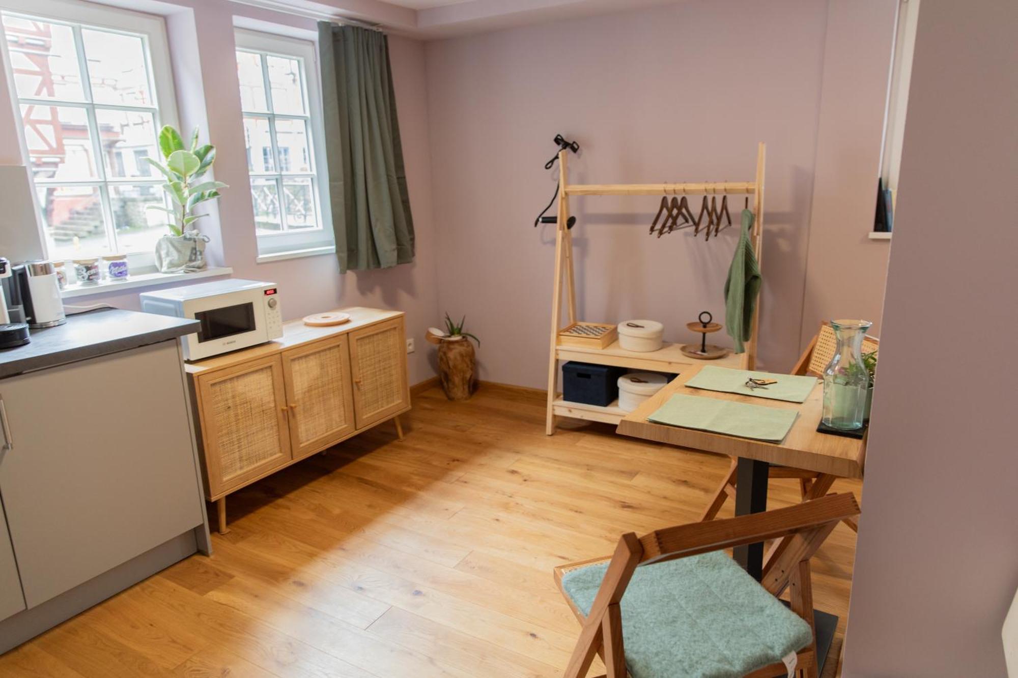 Altstadt Apartment Am Dom Wetzlar, 1 Zi, Kueche, Bad Mit Parkplatz Am Grundstueck Eksteriør billede