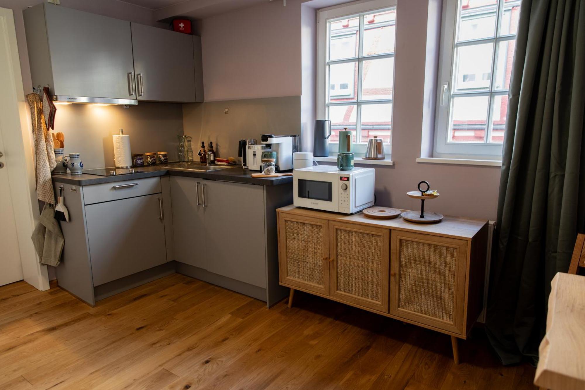Altstadt Apartment Am Dom Wetzlar, 1 Zi, Kueche, Bad Mit Parkplatz Am Grundstueck Eksteriør billede
